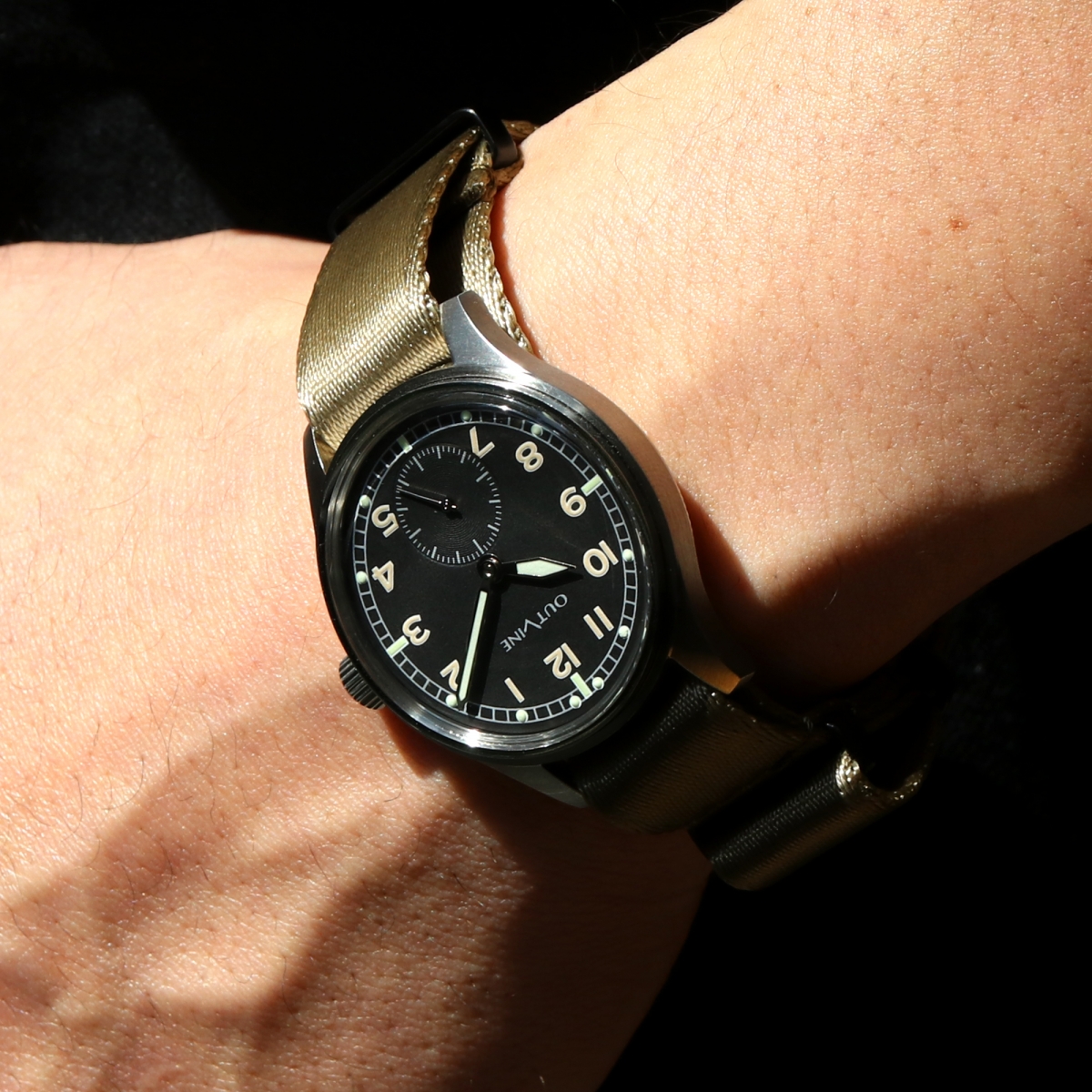 OUTLINE】40年代の軍用時計を手巻き式で再現 | NEW ARRIVAL | チック